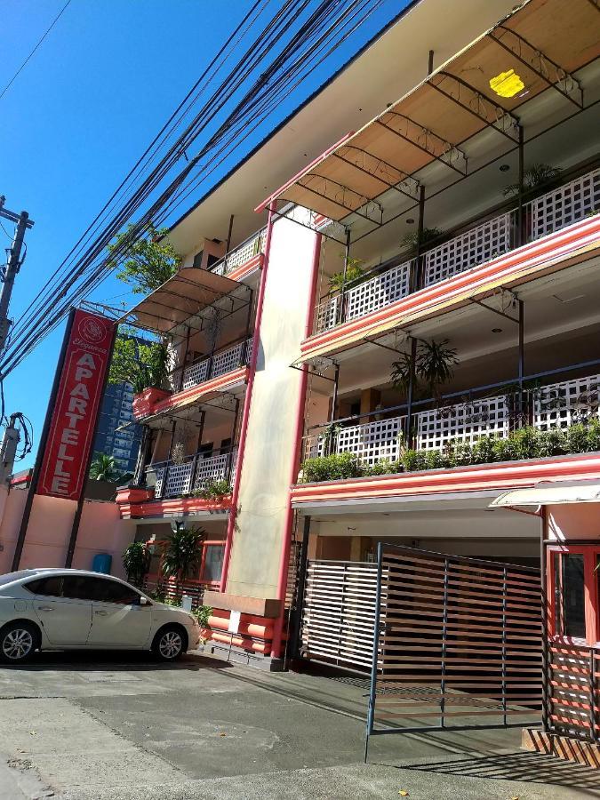 Sola Eleganza Apartelle Quezon City Exterior foto