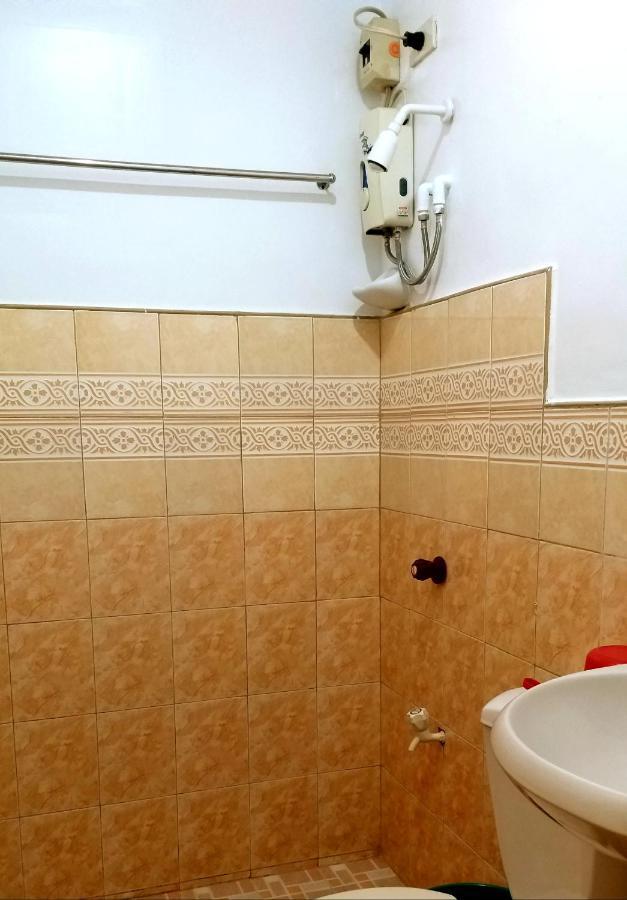 Sola Eleganza Apartelle Quezon City Exterior foto